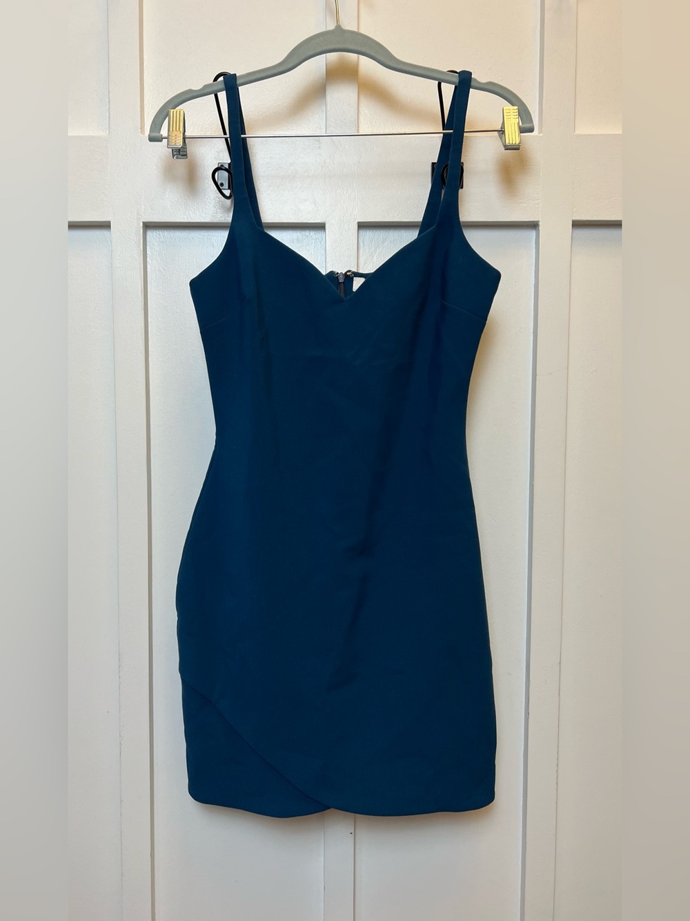 Likely Teal Fairbanks Size 6 Mini Cocktail Dress Sweetheart Neckline HOCO Formal